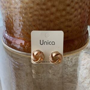Unica Women's Twisted Knot Stud Earrings in Rose Gold